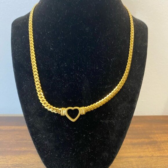 Gold Heart Necklace - Picture 9 of 10
